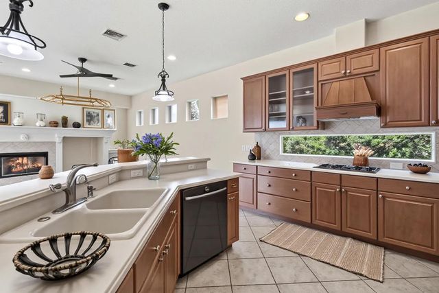 8310 TIVOLI DRIVE, Orlando, FL 32836