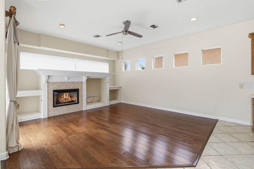 Image 15 of property listing at 8310 TIVOLI DRIVE, Orlando, FL 32836