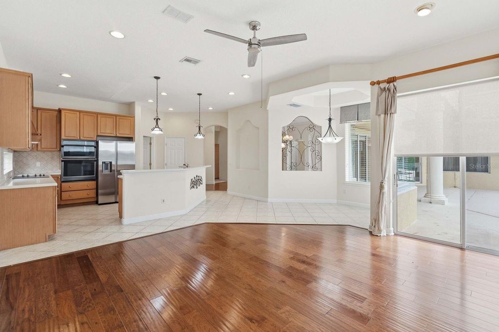 Image 19 of property listing at 8310 TIVOLI DRIVE, Orlando, FL 32836
