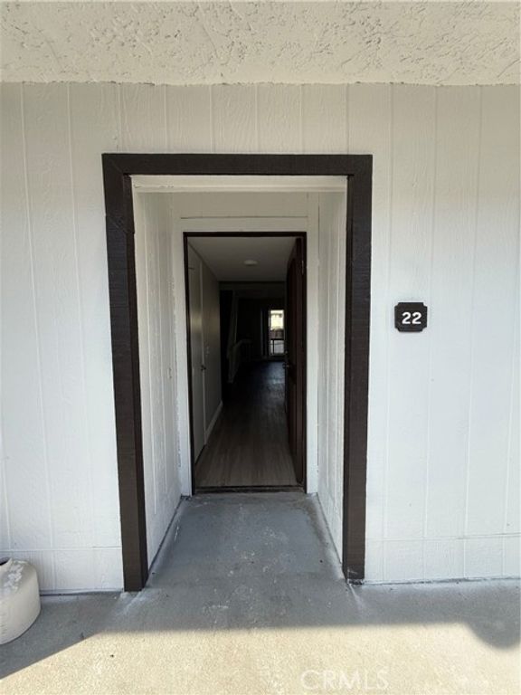 5250 colodny Drive 22, Agoura Hills, CA 91301