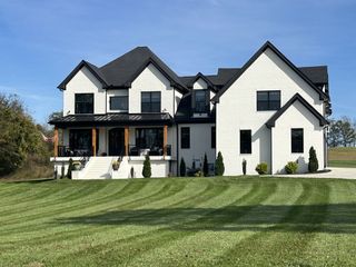 4223 Ironwood Dr, Greenbrier, TN 37073