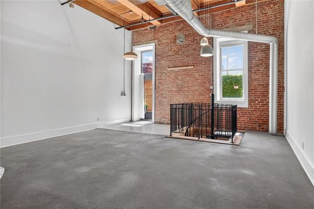 609 CENTRAL Street 1104, Kansas City, MO 64105