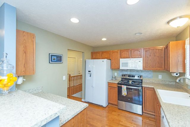 7633 Sandstone Trail, Hamilton Twp, OH 45039