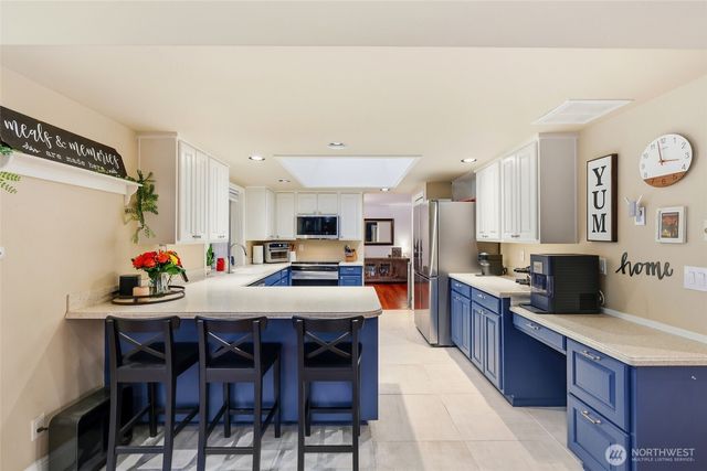 16613 SE 254th Place, Covington, WA 98042