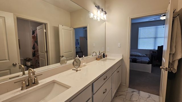 917 UFTON ALY, Collierville, TN 38017