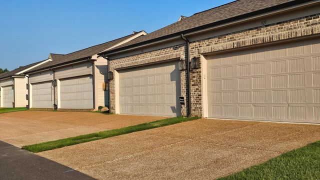 917 UFTON ALY, Collierville, TN 38017