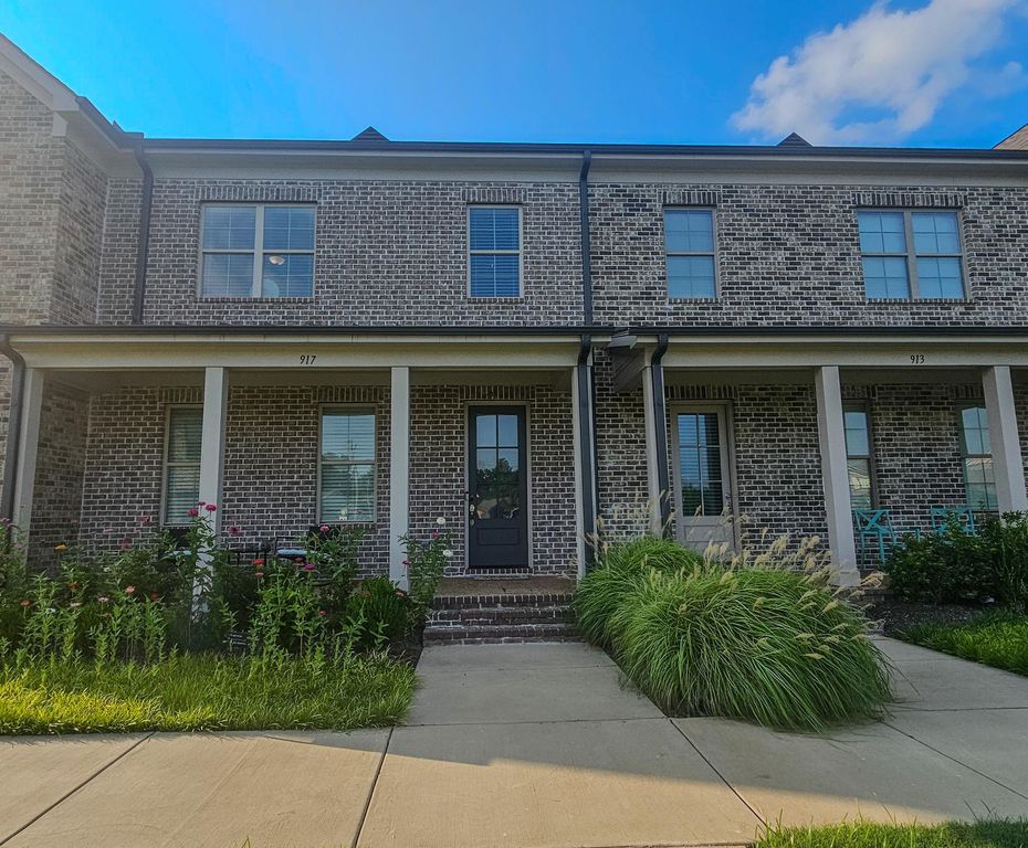 917 UFTON ALY, Collierville, TN 38017