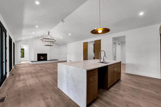 W5303 Briarwood ROAD, Elkhorn, WI 53121