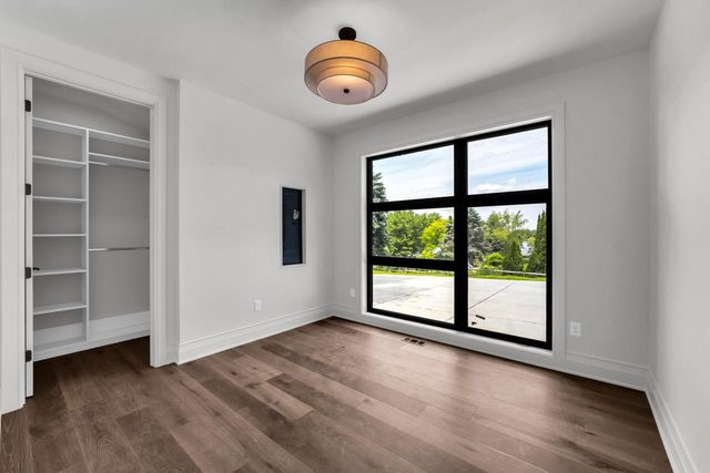 W5303 Briarwood ROAD, Elkhorn, WI 53121