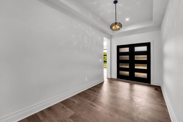 W5303 Briarwood ROAD, Elkhorn, WI 53121