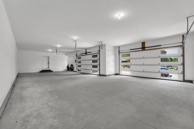 W5303 Briarwood ROAD, Elkhorn, WI 53121