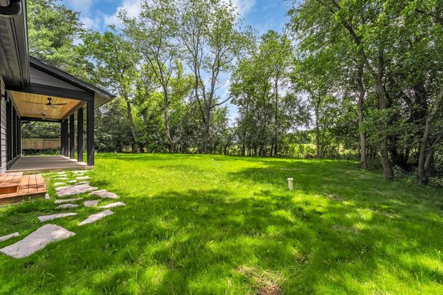W5303 Briarwood ROAD, Elkhorn, WI 53121