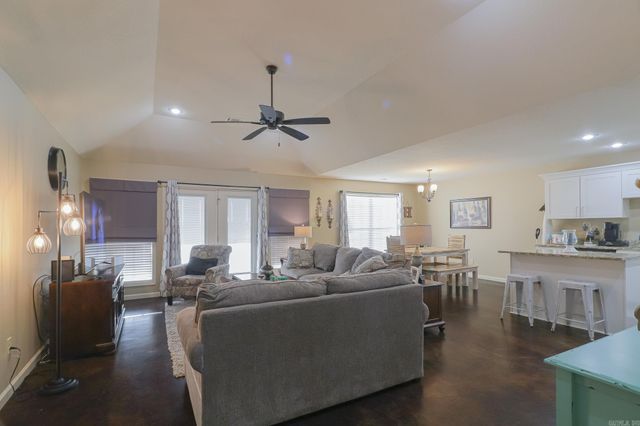 417 Arrowhead Road, Trumann, AR 72472