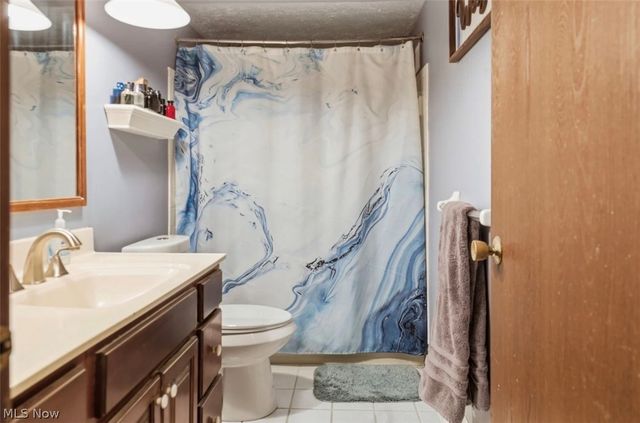 410 Nebraska Avenue, Mcdonald, OH 44437