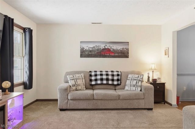 410 Nebraska Avenue, Mcdonald, OH 44437