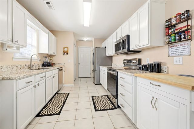 602 Emerald Street, Lowell, AR 72745