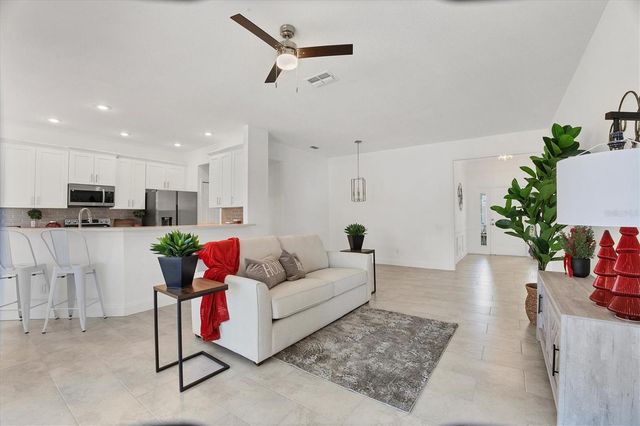 5511 46TH ST E, Bradenton, FL 34203