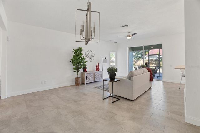 5511 46TH ST E, Bradenton, FL 34203