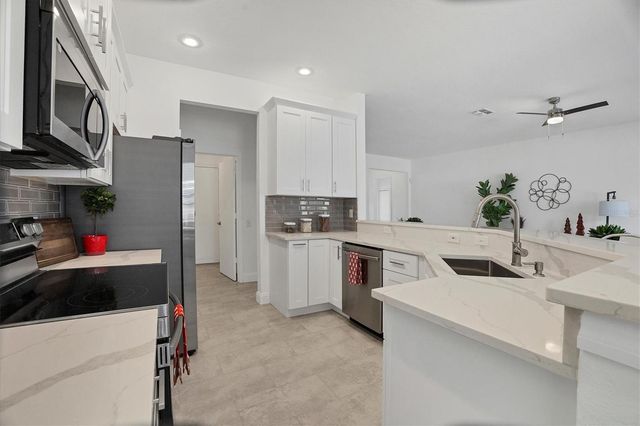 5511 46TH ST E, Bradenton, FL 34203