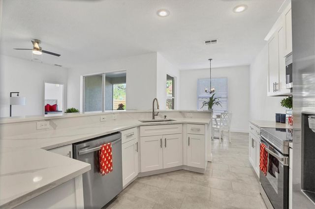 5511 46TH ST E, Bradenton, FL 34203