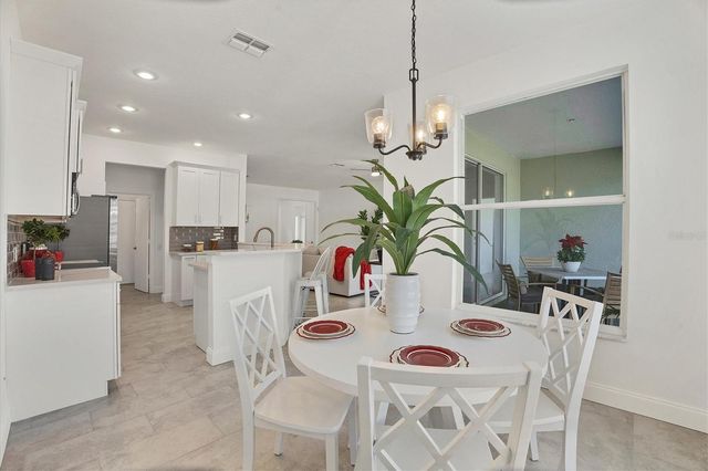 5511 46TH ST E, Bradenton, FL 34203