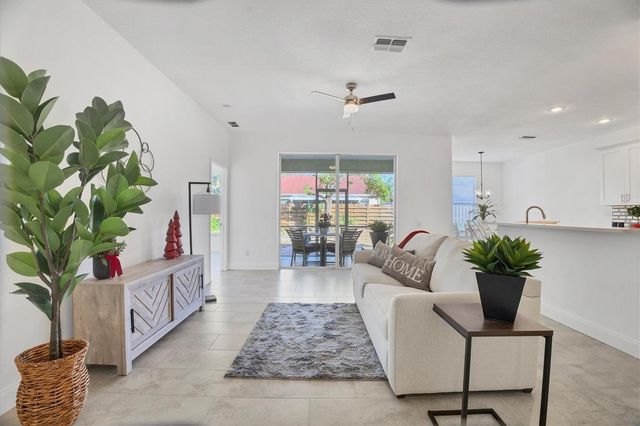 5511 46TH ST E, Bradenton, FL 34203