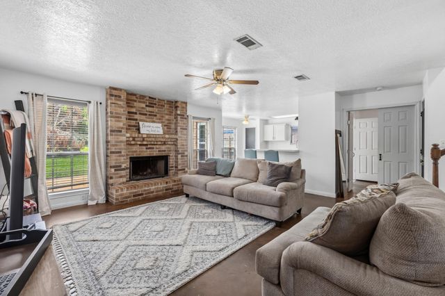 9830 Ellen Street, Baytown, TX 77521