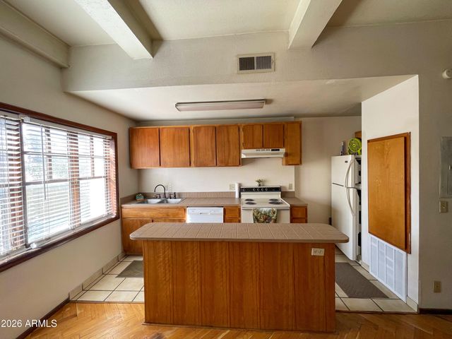 314 W ROOSEVELT Street, Phoenix, AZ 85003