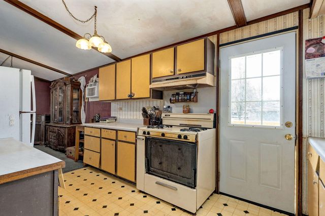 824 E Burford Street, Marshfield, MO 65706