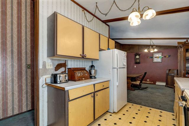 824 E Burford Street, Marshfield, MO 65706