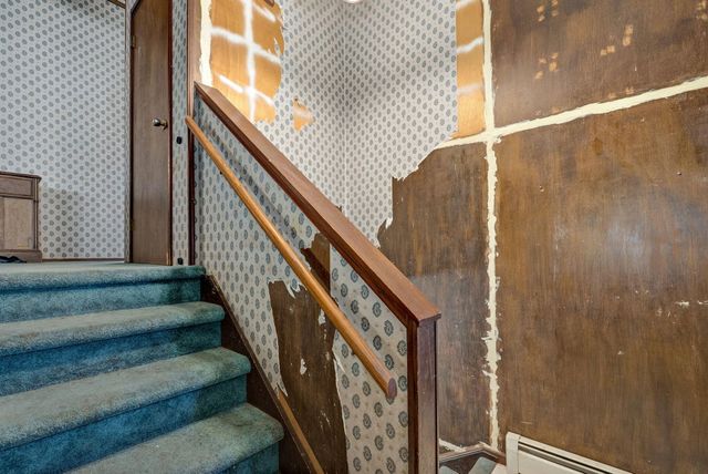 824 E Burford Street, Marshfield, MO 65706