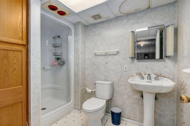 824 E Burford Street, Marshfield, MO 65706