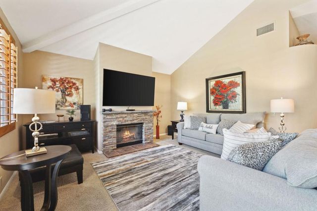 105 Potenza Circle, Palm Desert, CA 92211