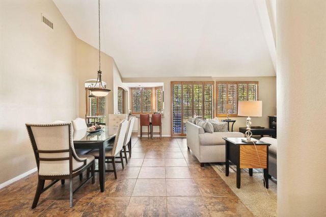 105 Potenza Circle, Palm Desert, CA 92211