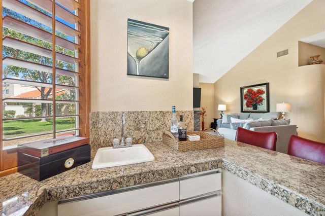 105 Potenza Circle, Palm Desert, CA 92211