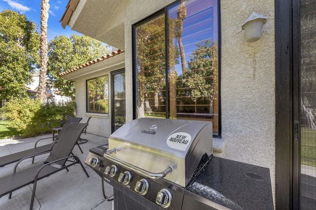 105 Potenza Circle, Palm Desert, CA 92211