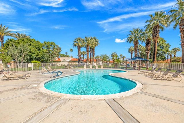 105 Potenza Circle, Palm Desert, CA 92211