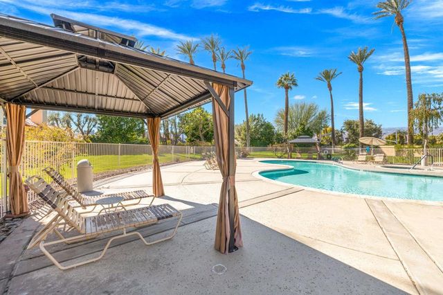 105 Potenza Circle, Palm Desert, CA 92211