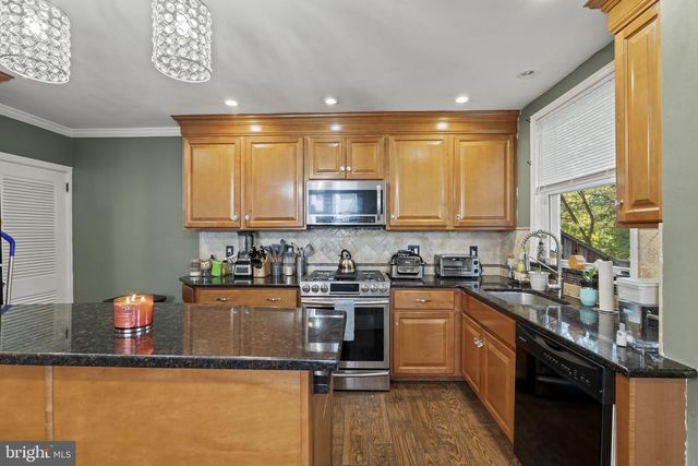 2348 HIGHLAND AVE, Drexel Hill, PA 19026