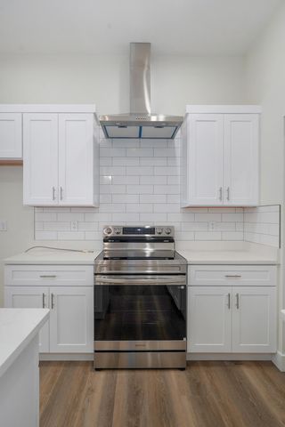 3026 E Bradford East Street, Republic, MO 65738