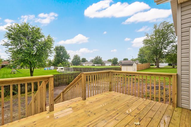 3026 E Bradford East Street, Republic, MO 65738