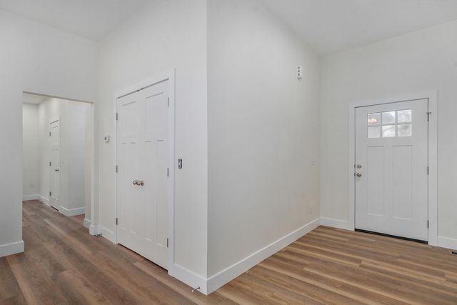 3026 E Bradford East Street, Republic, MO 65738
