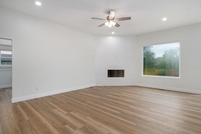 3026 E Bradford East Street, Republic, MO 65738