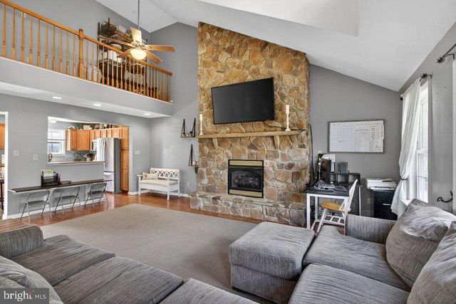 8570 S MIDDLE RD, Mount Jackson, VA 22842