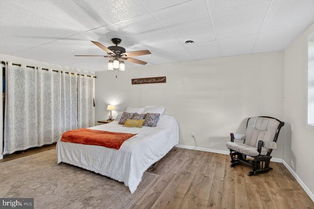 8570 S MIDDLE RD, Mount Jackson, VA 22842