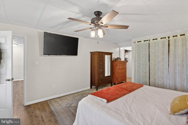 8570 S MIDDLE RD, Mount Jackson, VA 22842