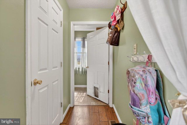 8570 S MIDDLE RD, Mount Jackson, VA 22842