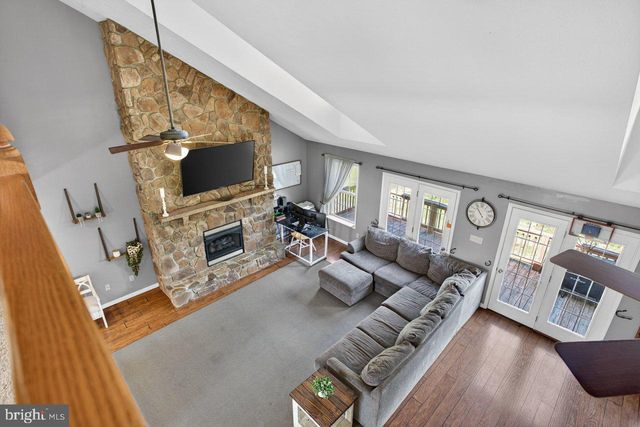 8570 S MIDDLE RD, Mount Jackson, VA 22842