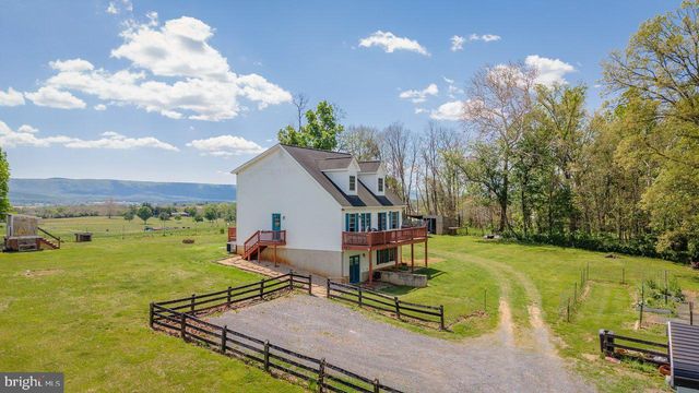 8570 S MIDDLE RD, Mount Jackson, VA 22842
