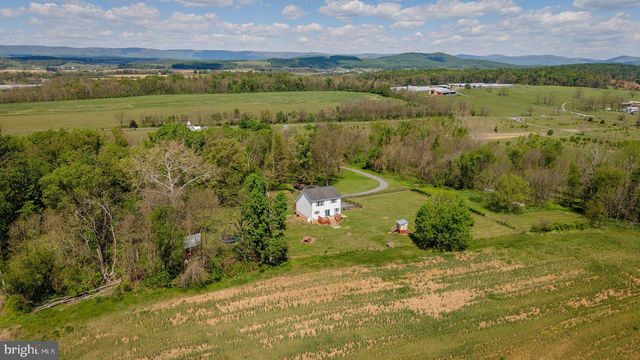 8570 S MIDDLE RD, Mount Jackson, VA 22842